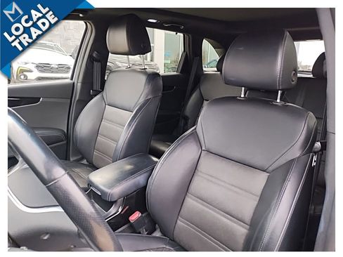 Used 2019 Kia Sorento SX image 21
