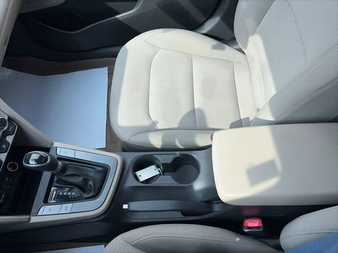 Used 2020 Hyundai Elantra Value Edition w/ Winter Weather Package image 16