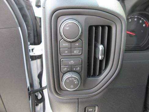 New 2026 Chevrolet Silverado 1500 Custom w/ Turbomax Blackout Package AWD/4WD image 24