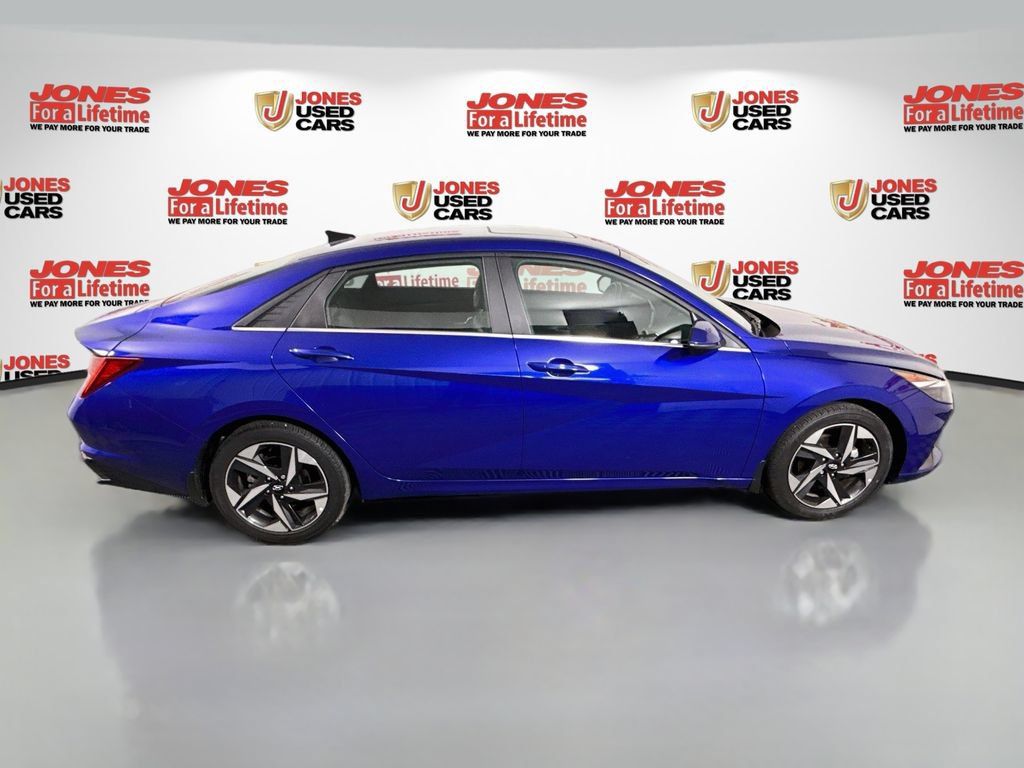 Used 2023 Hyundai Elantra Limited FWD image 20