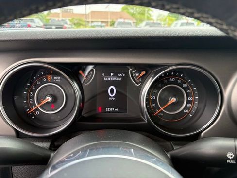 Used 2020 Jeep Gladiator Sport w/ Quick Order Package 24S AWD/4WD image 20