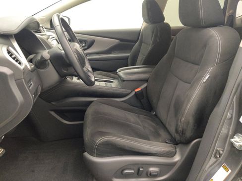 Used 2019 Nissan Murano SV w/ Premium Package FWD image 17