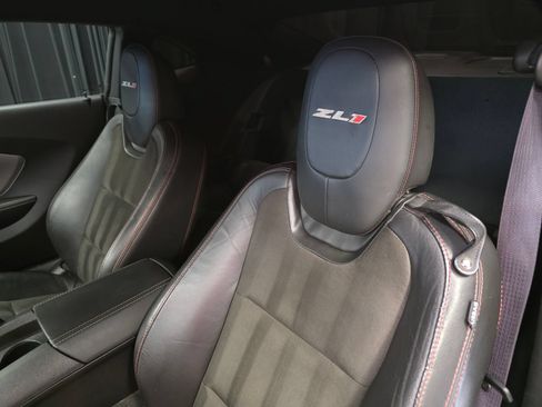 Used 2013 Chevrolet Camaro SS w/ SS Performance Package RWD image 21