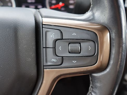 Used 2021 Chevrolet Silverado 1500 High Country w/ Technology Package image 24