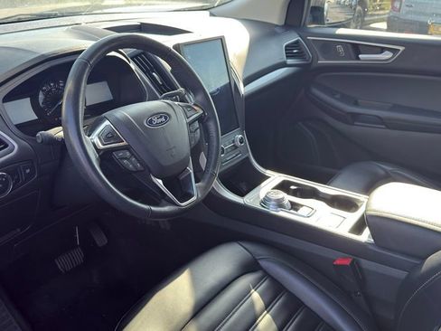 Used 2024 Ford Edge SEL AWD/4WD image 9