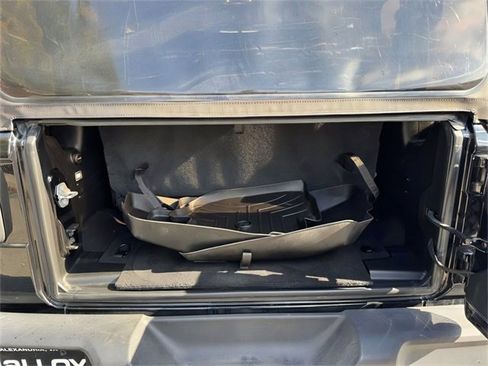 Used 2021 Jeep Wrangler Willys image 25