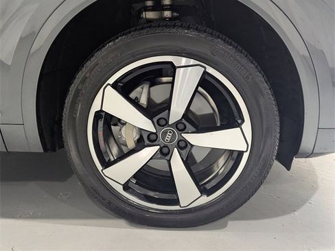 Used 2023 Audi Q5 2.0T Premium Plus w/ Premium Plus Package image 31
