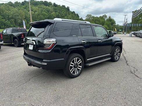 Used 2023 Toyota 4Runner Limited AWD/4WD image 5