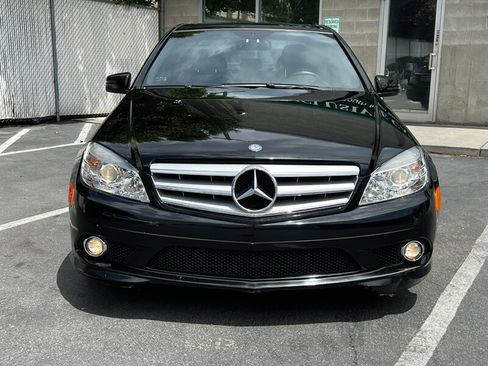 Used 2010 Mercedes-Benz C 300 4MATIC Sedan w/ Premium 1 Pkg image 2