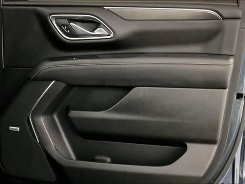 Certified 2021 GMC Yukon AT4 w/ AT4 Premium Plus Package AWD/4WD image 22