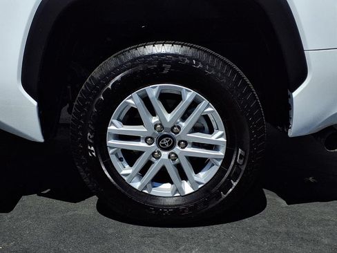Certified 2025 Toyota Tundra SR5 w/ SR5 Convenience Package AWD/4WD image 4