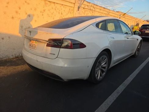 Used 2018 Tesla Model S 100D AWD/4WD image 3
