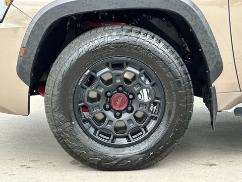 Used 2025 Toyota Sequoia TRD Pro AWD/4WD image 27
