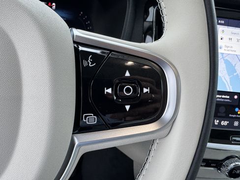 New 2026 Volvo V60 B5 Cross Country Plus w/ Protection Package Premier image 32