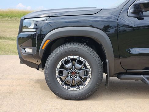 New 2026 Nissan Frontier PRO-4X w/ Pro Premium Package AWD/4WD image 10
