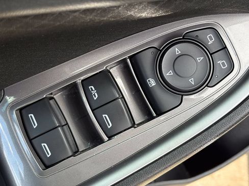 Used 2023 Chevrolet Malibu LT FWD image 19