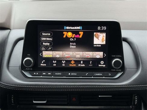 Used 2022 Nissan Rogue SV w/ SV Premium Package image 13