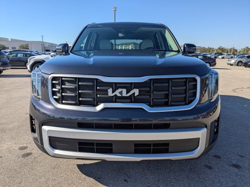 New 2025 Kia Telluride S image 10