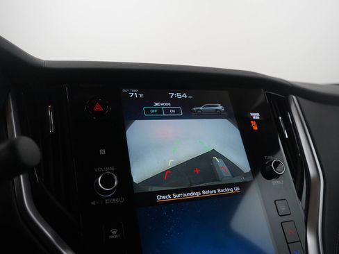 Used 2023 Subaru Outback Premium image 27