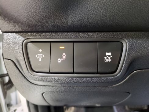 Certified 2023 Kia Forte LXS w/ LXS Technology Package FWD image 17