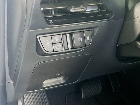 New 2026 Kia EV6 Wind RWD image 10