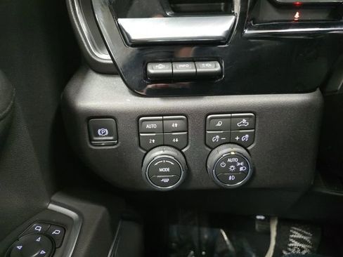 New 2026 Chevrolet Silverado 1500 High Country image 18