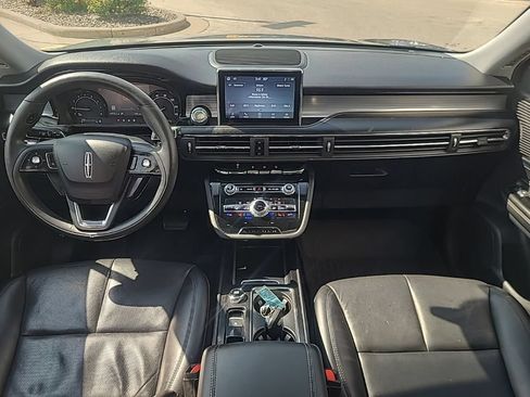 Used 2022 Lincoln Corsair AWD w/ Premium Package image 14