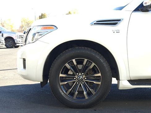 Used 2020 Nissan Armada Platinum w/ Interior Lighting Package image 36