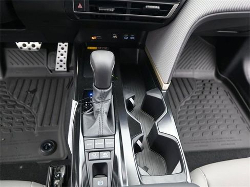 New 2026 Toyota Camry SE image 7