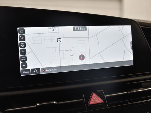 Used 2024 Kia Niro EX image 23