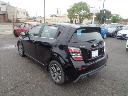 Used 2019 Chevrolet Sonic LT w/ Convenience Package image 5