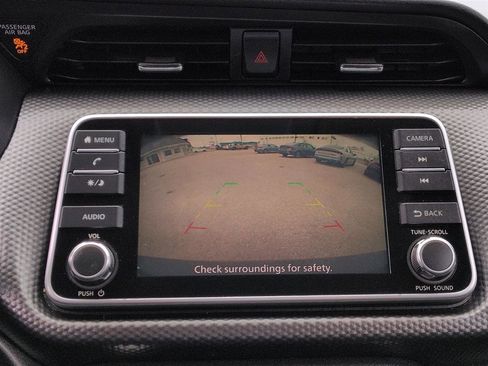 Used 2019 Nissan Kicks SV FWD image 23