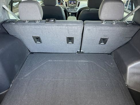 Used 2023 Chevrolet Equinox LT w/ LPO, Floor Liner Package FWD image 15