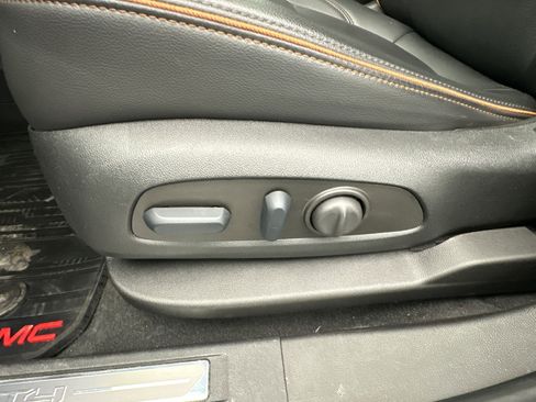 Certified 2023 GMC Acadia AT4 w/ Technology Package AWD/4WD image 14