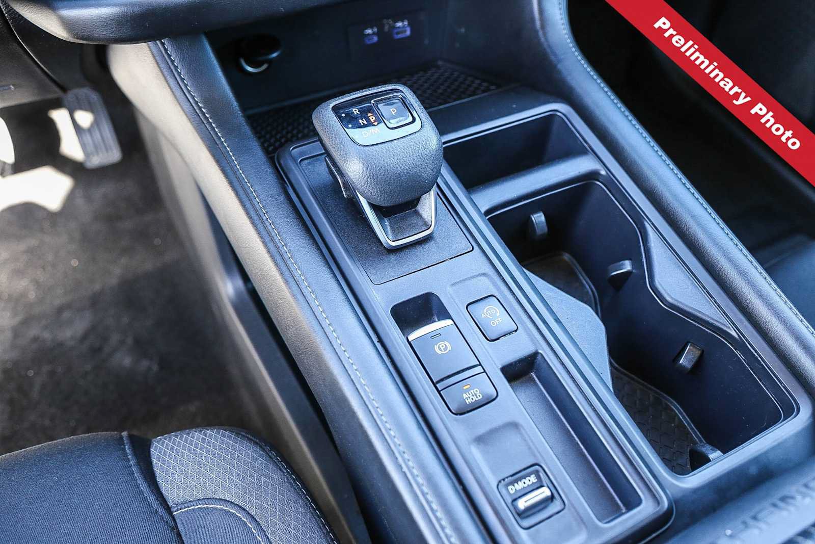 Used 2024 Nissan Pathfinder S FWD image 15