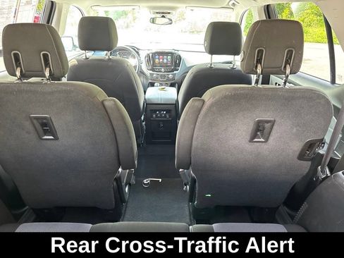 Used 2018 Chevrolet Traverse LT FWD image 14