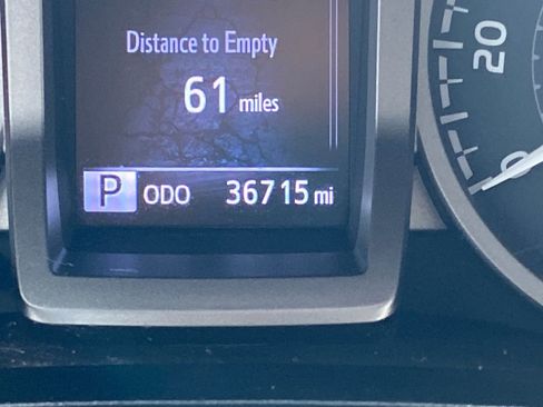 Used 2023 Toyota Tacoma SR5 image 11