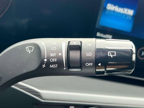 Certified 2025 Hyundai Santa Fe SEL image 23