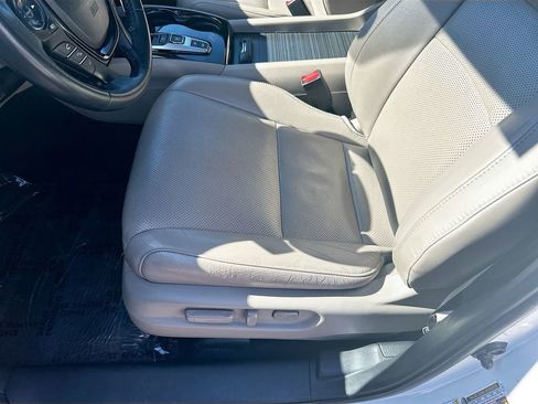 Used 2016 Honda Pilot Elite image 20