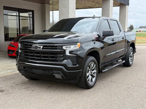 Used 2024 Chevrolet Silverado 1500 RST w/ Z71 Off-Road Package AWD/4WD image 14