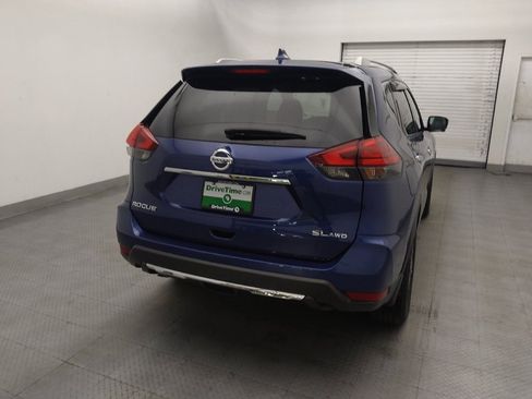 Used 2017 Nissan Rogue SL AWD/4WD image 7