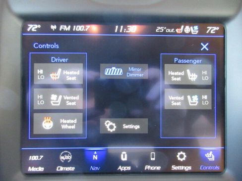 Used 2023 Chrysler 300 S w/ Comfort Group image 21