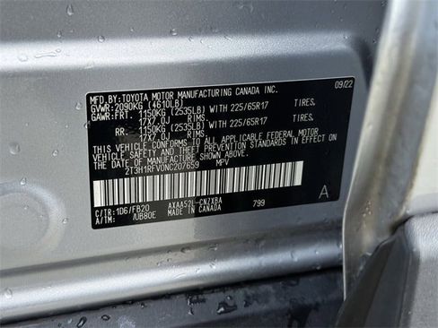 Used 2022 Toyota RAV4 LE image 33