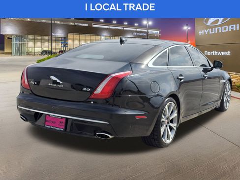 Used 2016 Jaguar XJ L Portfolio image 7