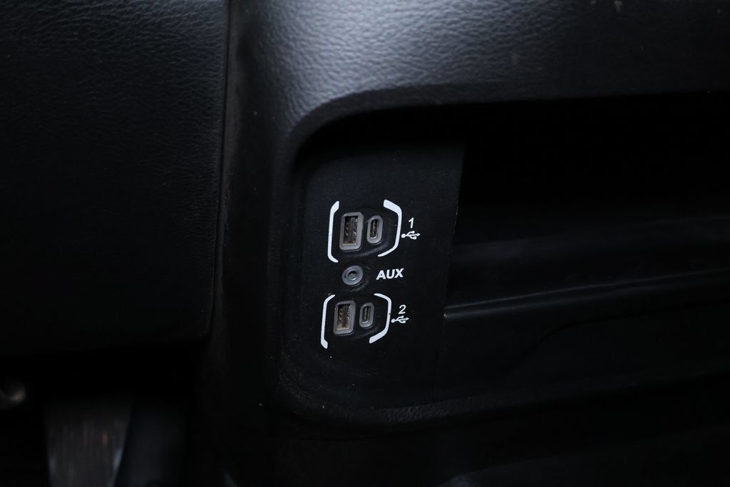 Used 2022 RAM 2500 Tradesman w/ Protection Group AWD/4WD image 28