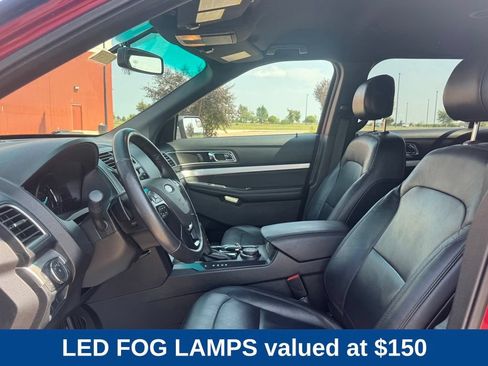 Used 2016 Ford Explorer XLT w/ Equipment Group 202A AWD/4WD image 8