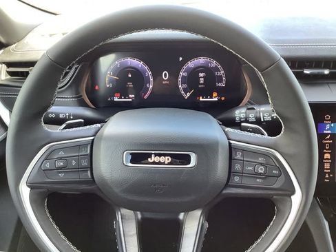 New 2026 Jeep Grand Cherokee Altitude AWD/4WD image 11