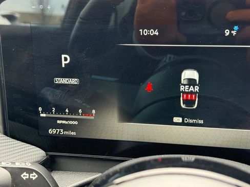 Used 2025 Nissan Kicks SR image 19