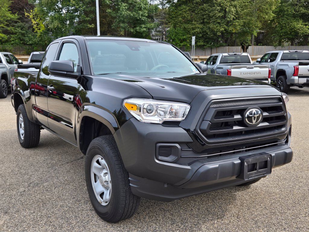 Used 2023 Toyota Tacoma SR AWD/4WD image 8