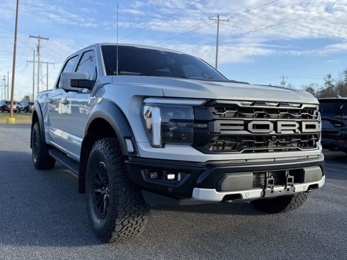 Used 2024 Ford F150 Raptor image 3